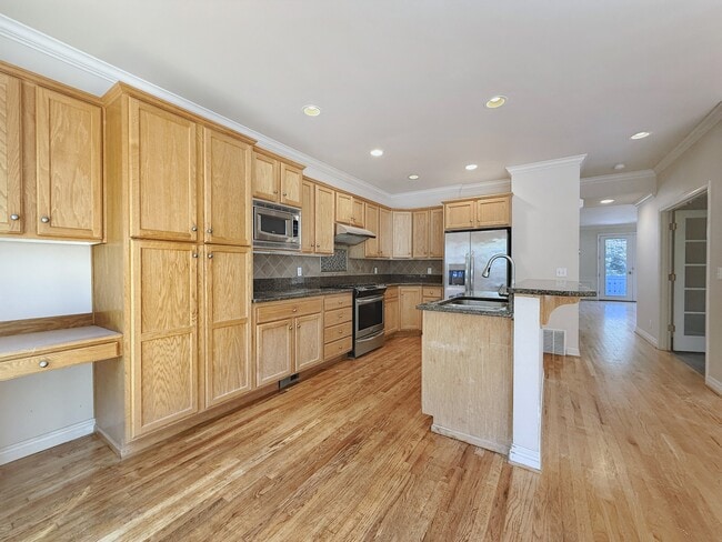 1575 NE Iris St in Issaquah, WA - Building Photo - Building Photo
