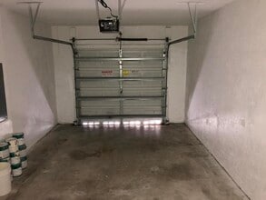 6109 Reynolds St in West Palm Beach, FL - Foto de edificio - Building Photo