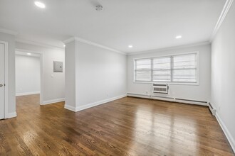 314 Oakwood (Manlow Corp.) in Orange, NJ - Building Photo - Building Photo