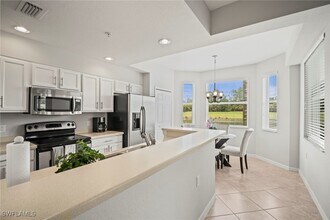 10333 Heritage Bay Blvd in Naples, FL - Building Photo - Building Photo