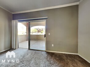 5401 E Van Buren St in Phoenix, AZ - Building Photo - Building Photo