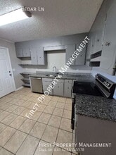 114 S Cedar Ln in Fort Oglethorpe, GA - Building Photo - Building Photo