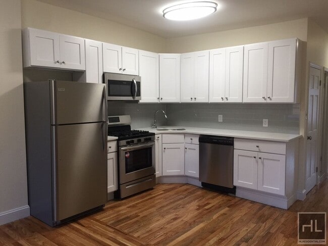 property at 496-495 5th Ave