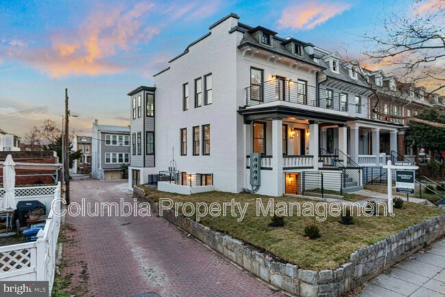 616 Quebec Pl NW in Washington, DC - Building Photo - Building Photo