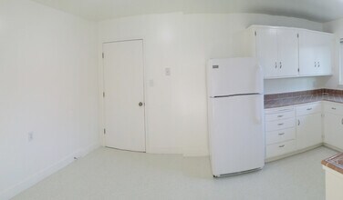 953-955 Fifteenth Ave in Redwood City, CA - Building Photo - Building Photo