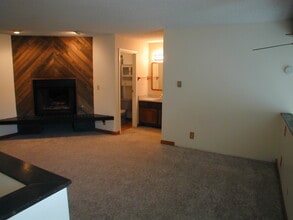 114 Brookfield Ct-Unit -Brookfield 114 #3 in Cheyenne, WY - Building Photo - Building Photo