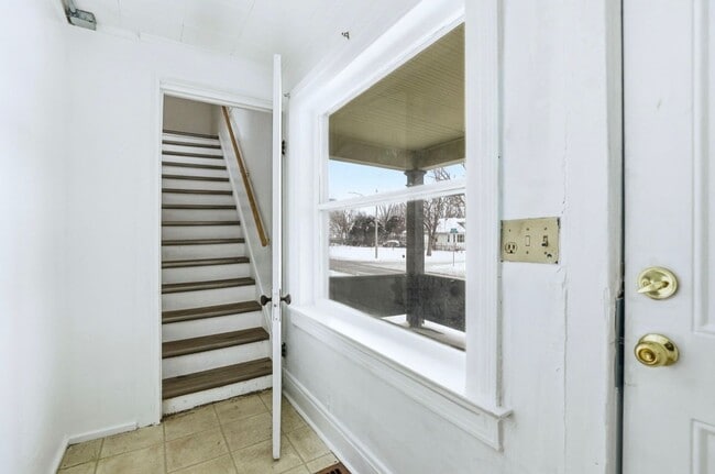 926 N Porter St in Saginaw, MI - Building Photo - Building Photo