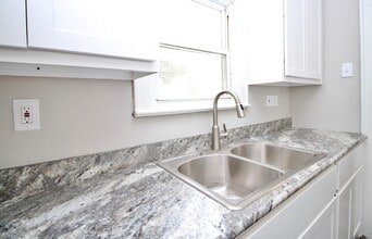 3517 W 119th St in Cleveland, OH - Building Photo - Building Photo