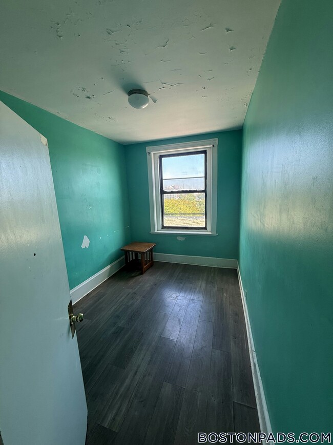 9 Linden St in Boston, MA - Foto de edificio - Building Photo