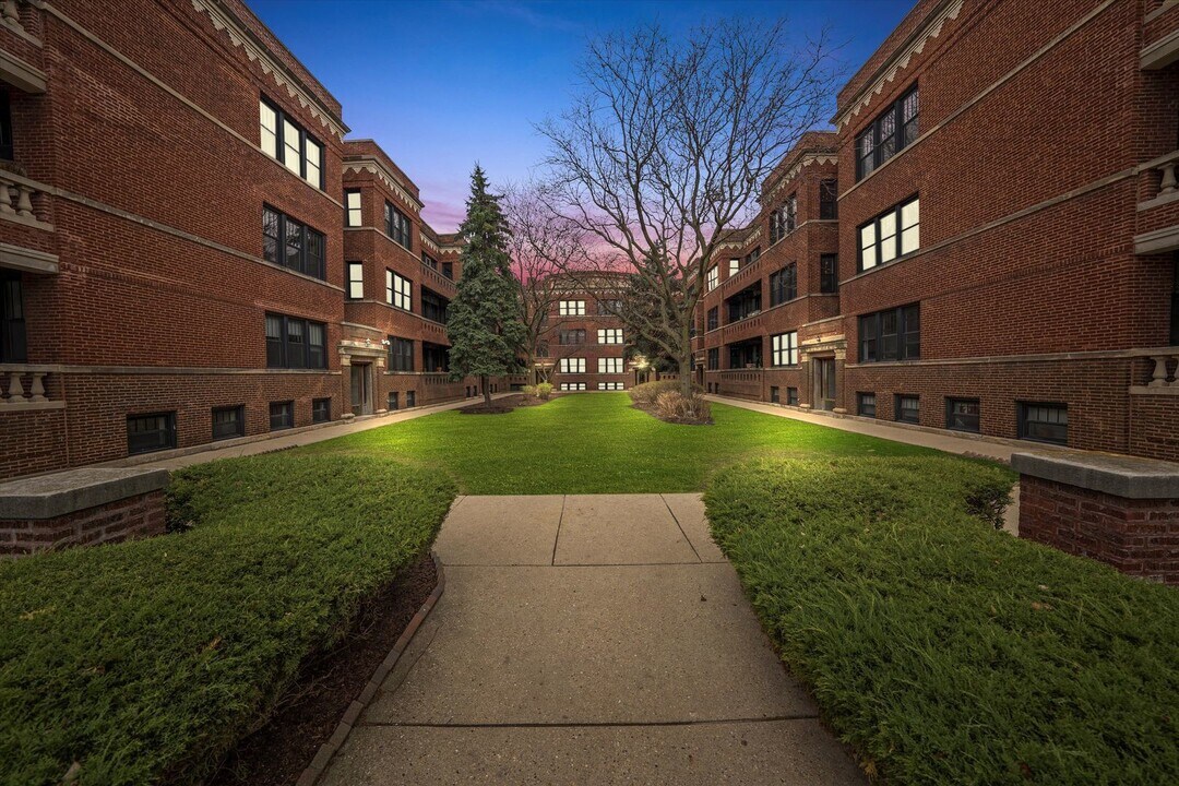 2522 N Kedzie Blvd in Chicago, IL - Building Photo