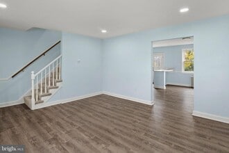 2061 E Belvedere Ave in Baltimore, MD - Foto de edificio - Building Photo