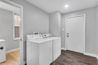 5419 Potter St in Pittsburgh, PA - Building Photo - Building Photo