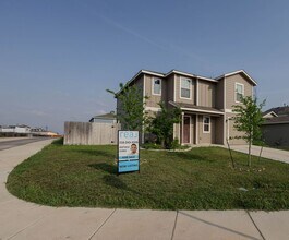 9842 Spotted Rose in San Antonio, TX - Building Photo - Building Photo