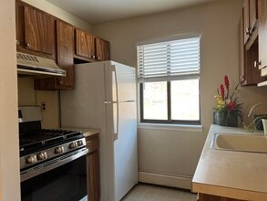 601 Davis Ave, Unit 601 Davis Ave Apt12 in Harrison, NJ - Foto de edificio - Building Photo