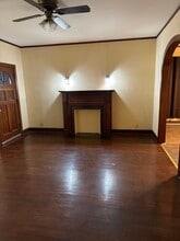 4019 Woodleigh St, Unit 4019 # Dn in Houston, TX - Foto de edificio - Building Photo