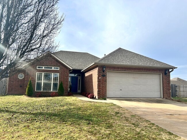 791 Reisling St in Centerton, AR - Building Photo - Building Photo