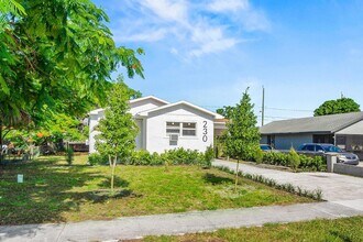 230 SW 6th Ave in Delray Beach, FL - Building Photo - Building Photo