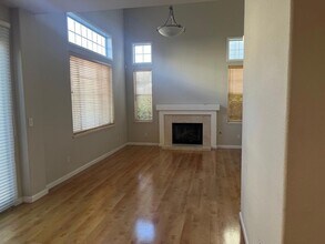 505 Osprey Dr in Redwood City, CA - Building Photo - Building Photo