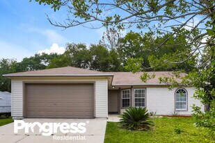 1615 Twin Oak Ln in Middleburg, FL - Building Photo