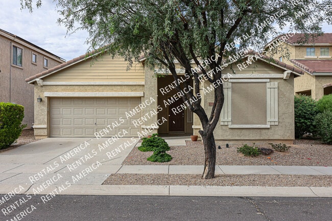 17518 W Lisbon Ln in Surprise, AZ - Building Photo - Building Photo