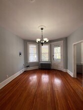 125 Audubon Ave, Unit 2 in Jersey City, NJ - Foto de edificio - Building Photo