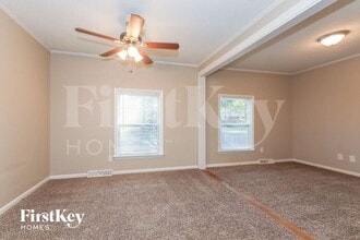 8508 Woodthorn Pl in Charlotte, NC - Building Photo - Building Photo