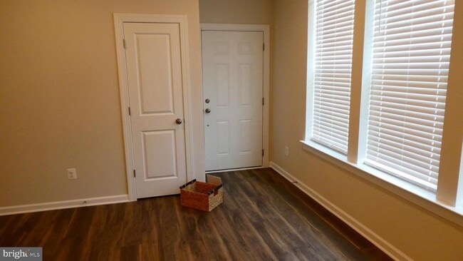 2329 Stephanie Tessa Ln in Woodbridge, VA - Building Photo - Building Photo