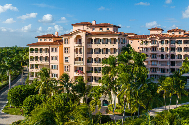 Venice in Coral Gables, FL - Building Photo - Building Photo