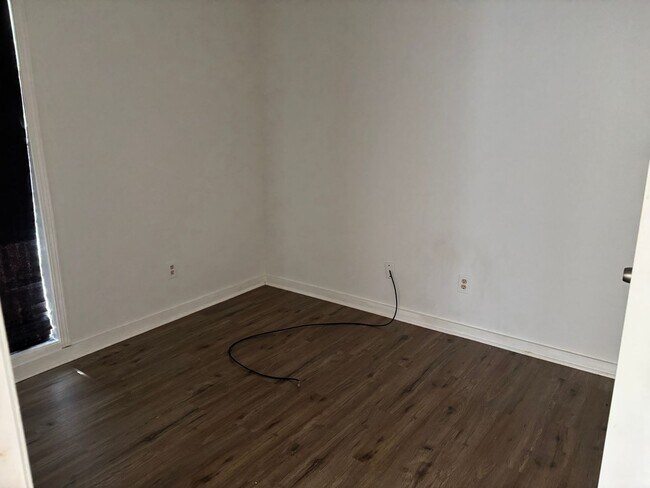 1103 E Main St in Decherd, TN - Building Photo - Building Photo