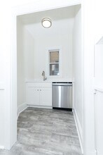 25 Oakwood St, Unit A in Boston, MA - Building Photo - Building Photo