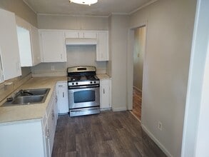 59 Charmingdale Dr N in Monroe, LA - Building Photo - Building Photo