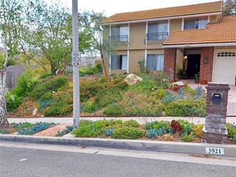 3921 Declaration Ave in Calabasas, CA - Foto de edificio