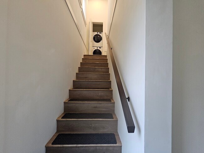 7846 Cedarbrook Rd in Chilliwack, BC - Building Photo - Building Photo