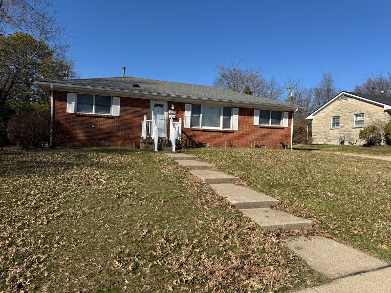 1913 Westminster Dr in Lexington, KY - Building Photo
