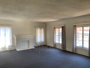 824 S Norton Ave in Los Angeles, CA - Building Photo - Building Photo