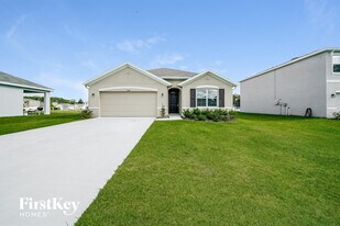 3008 Blakert Ct in Plant City, FL - Building Photo