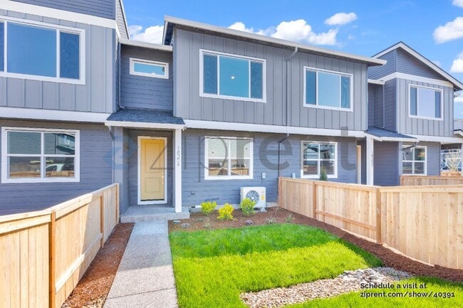 18304 NE 43rd Pl in Vancouver, WA - Building Photo - Building Photo
