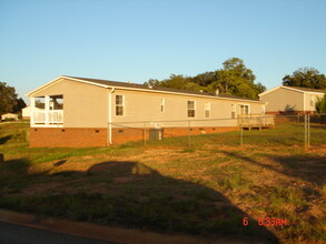 2 Stacy Kay Ct in Piedmont, SC - Building Photo - Building Photo