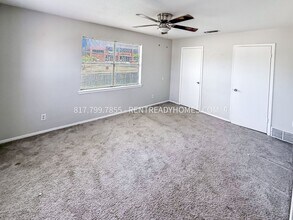 101 Matthew Dr in Crowley, TX - Building Photo - Building Photo