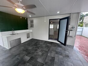 209 SW 5th St in Dania Beach, FL - Building Photo - Building Photo