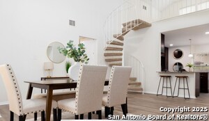 5462 Vista Creek in San Antonio, TX - Building Photo - Building Photo