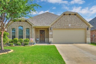 2121 Victoria Ln in Princeton, TX - Building Photo - Building Photo