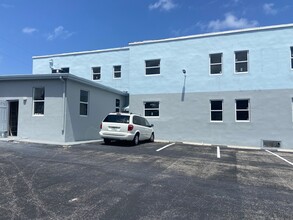 1401 Division Ave in West Palm Beach, FL - Building Photo - Building Photo