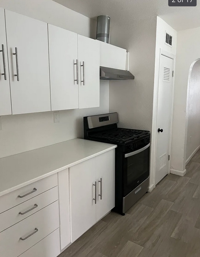 3390 16th Ave in Sacramento, CA - Building Photo - Building Photo