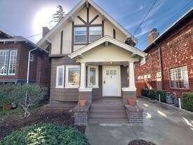 1714 Santa Clara Ave in Alameda, CA - Building Photo