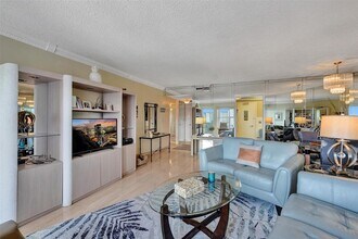 3700 Galt Ocean Dr, Unit 814 in Fort Lauderdale, FL - Building Photo - Building Photo