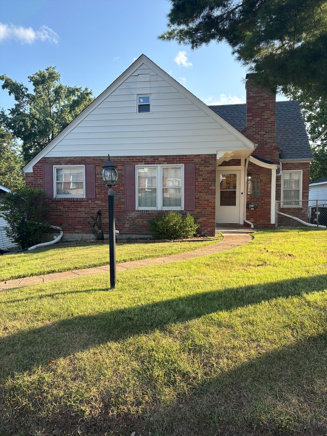 property at 7134 Farley Ave