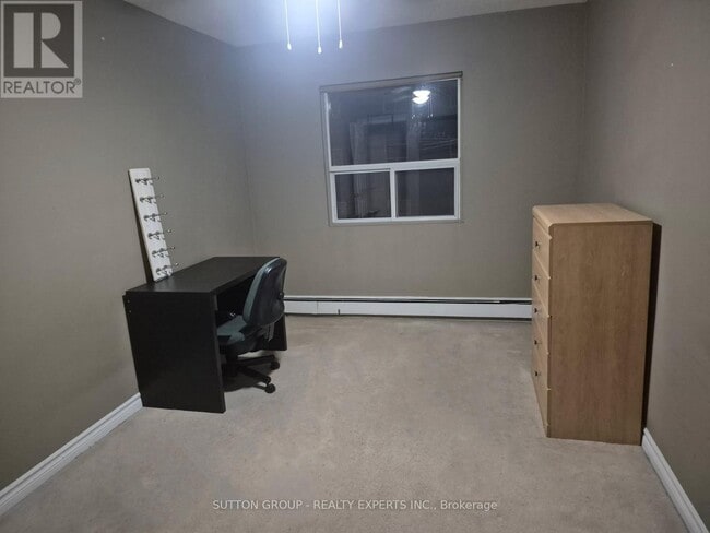 612 Grey St in Brantford, ON - Building Photo - Building Photo