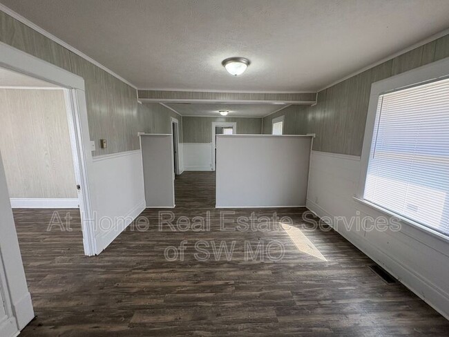 1414 S Campbell Ave in Springfield, MO - Building Photo - Building Photo