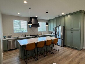 1076 Sumner Ave in El Cajon, CA - Building Photo - Building Photo